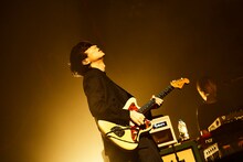 「indigo la End ONEMAN TOUR 2020-2021『夜警』」東京・東京国際フォーラム ホールA公演の様子。（撮影：鳥居洋介）
