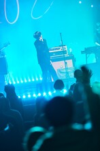「indigo la End ONEMAN TOUR 2020-2021『夜警』」東京・東京国際フォーラム ホールA公演の様子。（撮影：鳥居洋介）