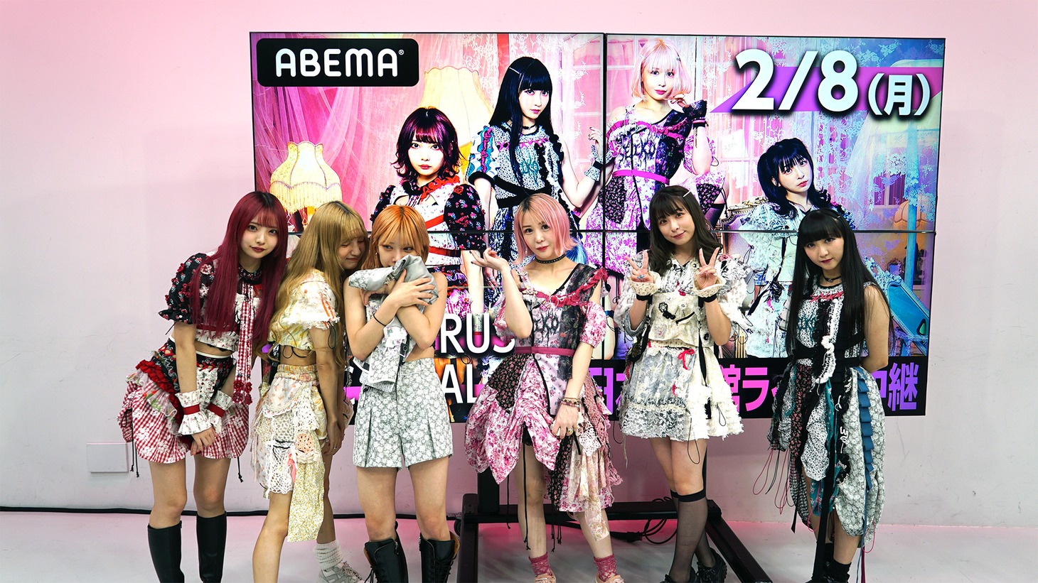 「ZOC第二幕～2021年へ重大発表＆MV超超先行公開特番」に出演したZOC。(c)AbemaTV, Inc.