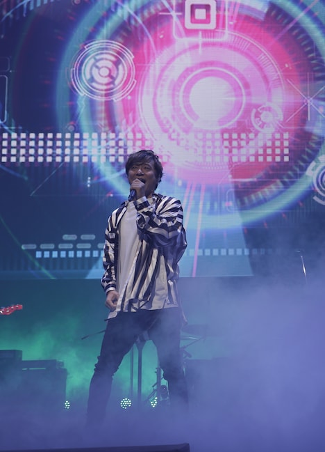 岡野昭仁（Vo）（写真提供：Sony Music Labels）