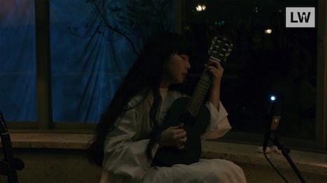 「Hara X Ichiko Aoba quiet solo concert "Windswept Adan"」より。