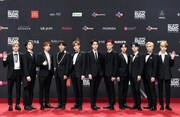 「2020 Mnet ASIAN MUSIC AWARDS (MAMA)」のレッドカーペットに登場したTHE BOYZ。(c)CJ ENM Co., Ltd, All Rights Reserved.