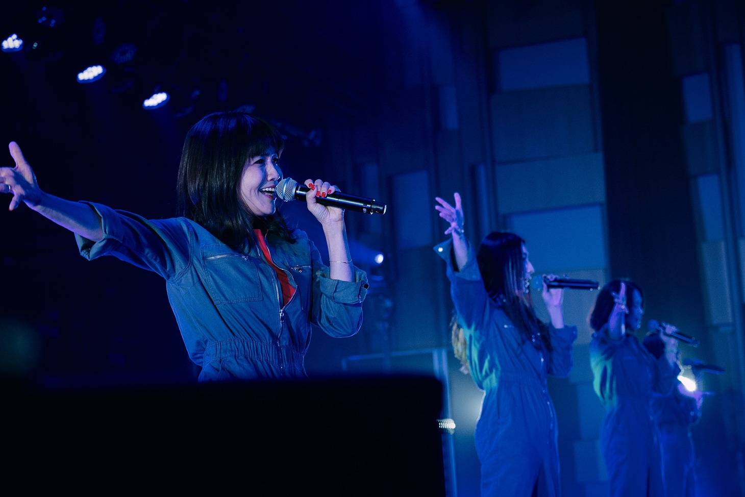 東京パフォーマンスドール「TPD誕生30周年キックオフ DANCE SUMMIT with the 1st Generation」の様子。（写真提供：EPICレコードジャパン）