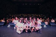 東京パフォーマンスドール「TPD誕生30周年キックオフ DANCE SUMMIT with the 1st Generation」で撮影された記念写真。(写真提供:EPICレコードジャパン)