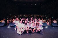 東京パフォーマンスドール「TPD誕生30周年キックオフ DANCE SUMMIT with the 1st Generation」で撮影された記念写真。（写真提供：EPICレコードジャパン）