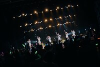 東京パフォーマンスドール「The 7th Anniversary DANCE SUMMIT」の様子。（写真提供：EPICレコードジャパン）
