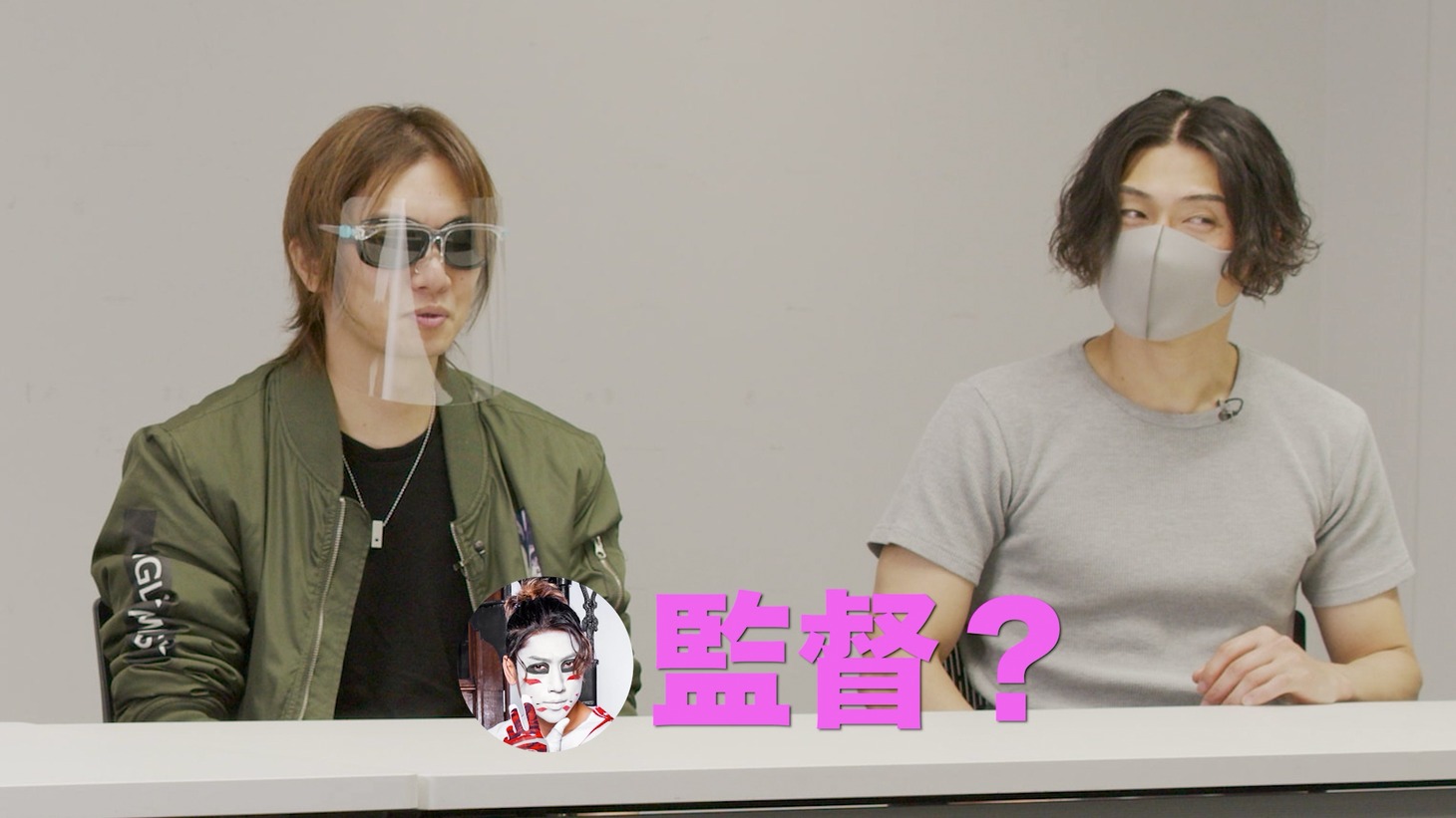 動画「ゴールデンボンバーがCMの監督になりました」より。