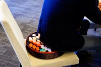 寿司桶クッションの使用例。