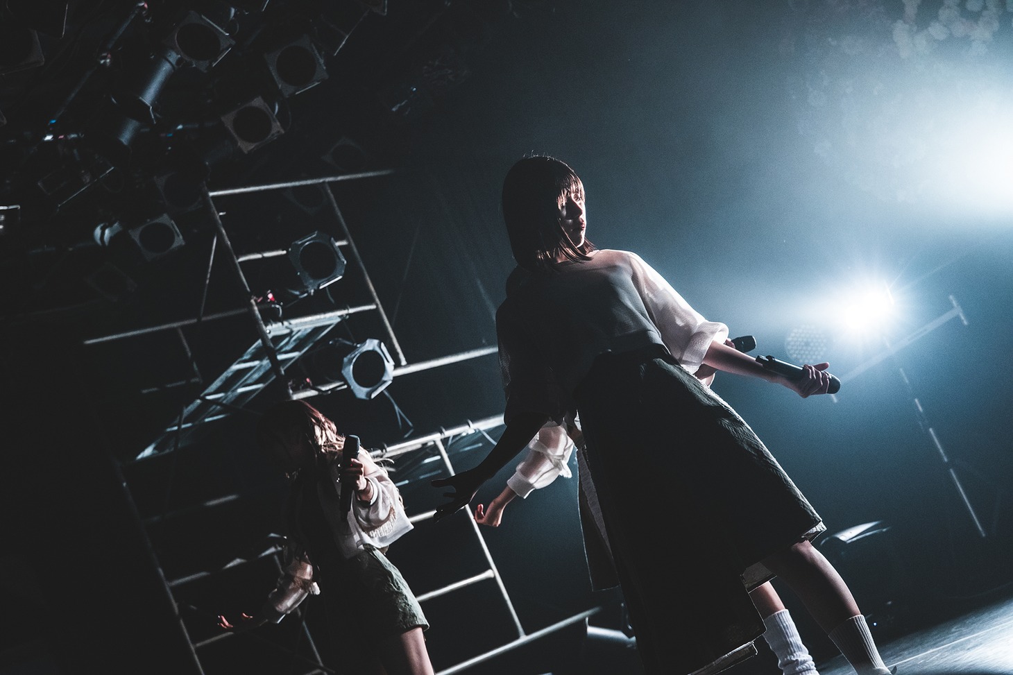 raymayによるライブの様子。（写真提供：パーフェクトミュージック）