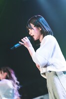 raymayによるライブの様子。（写真提供：パーフェクトミュージック）