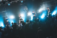 WILL-O'によるライブの様子。（写真提供：パーフェクトミュージック）