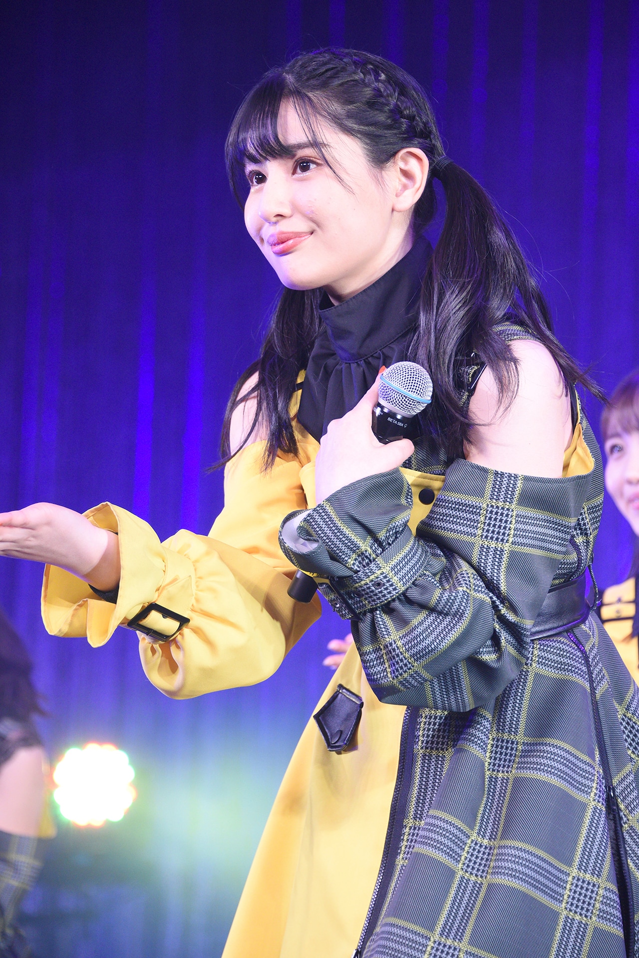 【限定販売】 森青葉 写真集 Blue Hour はちみつロケット 森青葉 - はちロケ新体制初シングル「ROCKET FUTURE」詳細発表