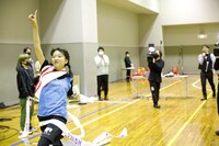 負けが決まっているがなぜかウイニングランをする上田理子。（撮影：笹森健一）