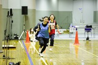 橘花怜（奥）を追い抜いた瀬田さくら（手前）。（撮影：笹森健一）