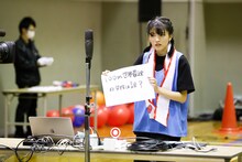 負けが確定し1人だけ粉にまみれなかった上田理子。（撮影：笹森健一）