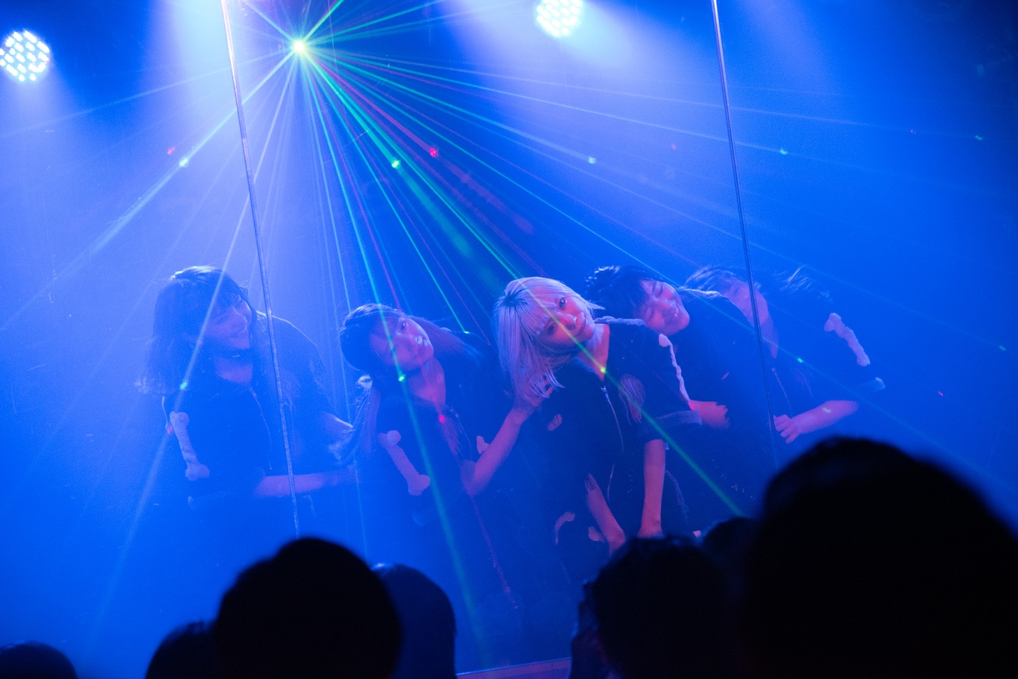 PIGGS「WALK or PORK TOUR」神奈川・Thunder Snake ATSUGI公演の様子。