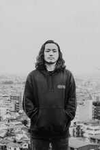 R-指定（Creepy Nuts）