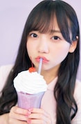 「齊藤京子1st写真集 とっておきの恋人」より。(撮影:岡本武志)