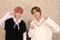 左からJO1川西拓実、白岩瑠姫。(c)フジテレビ