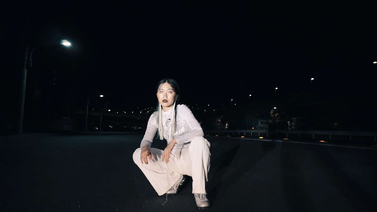 NTsKi「Father」ミュージックビデオのワンシーン。
