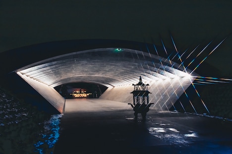 「amazarashi Online Live 末法独唱 雨天決行」の様子。（写真提供：ソニー・ミュージック・レーベルズ）