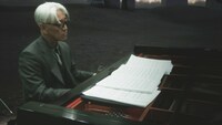 「Ryuichi Sakamoto: Playing the Piano 12122020」の配信画面。