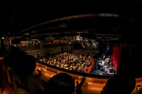 ビッケブランカのライブの様子。（Photo by Taku Fujii）