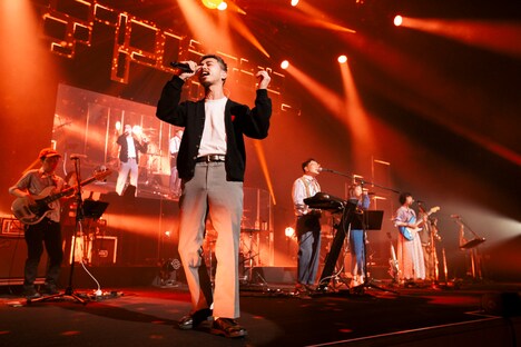 「KIRINJI LIVE 2020」より。（撮影：藤井拓）