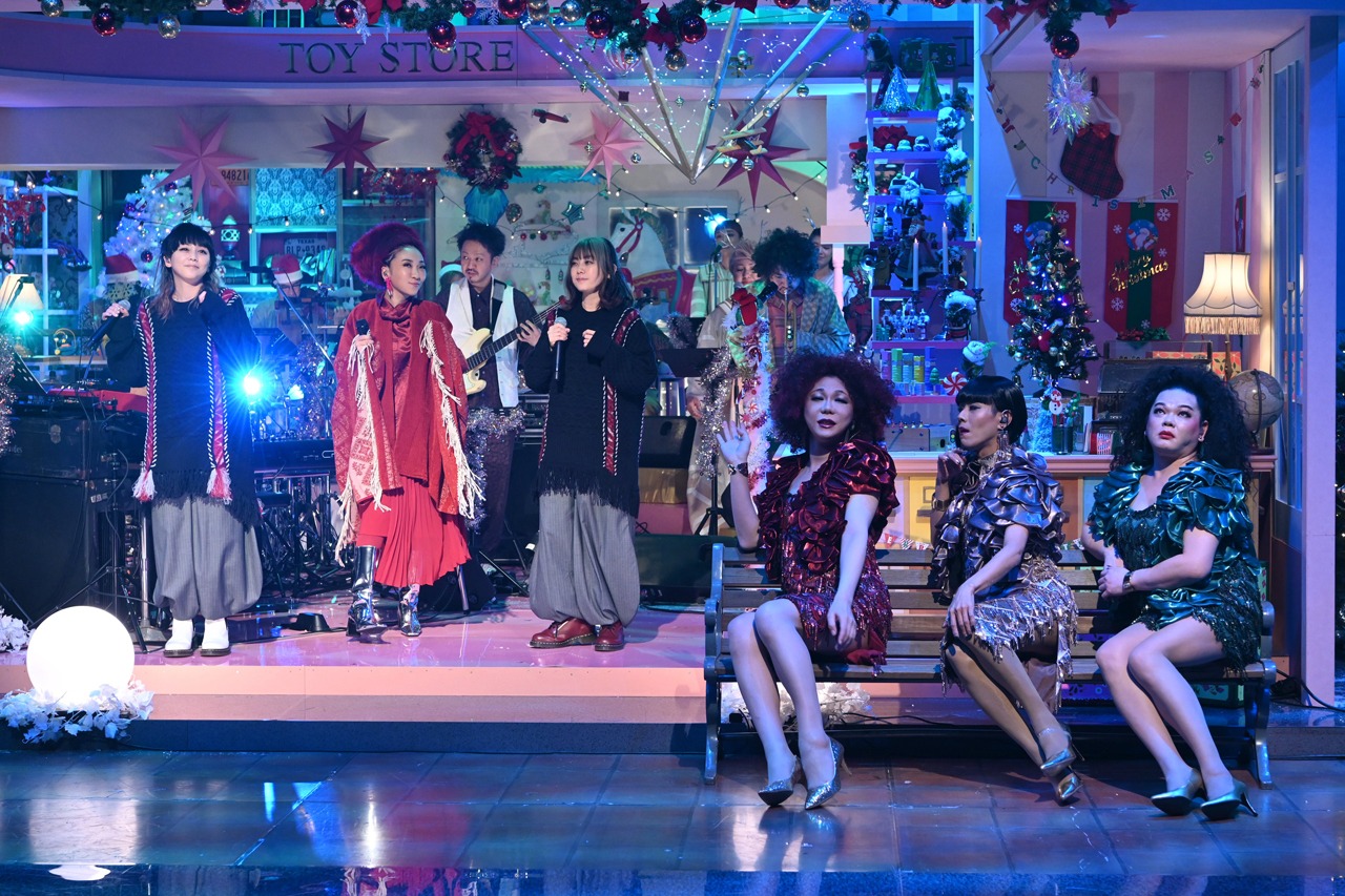 日本テレビ系「HAPPY クリスマス おもちゃ屋 MISIA」より。