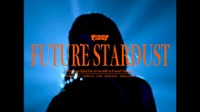 PIGGS「フューチャー・スターダスト」ミュージックビデオより。