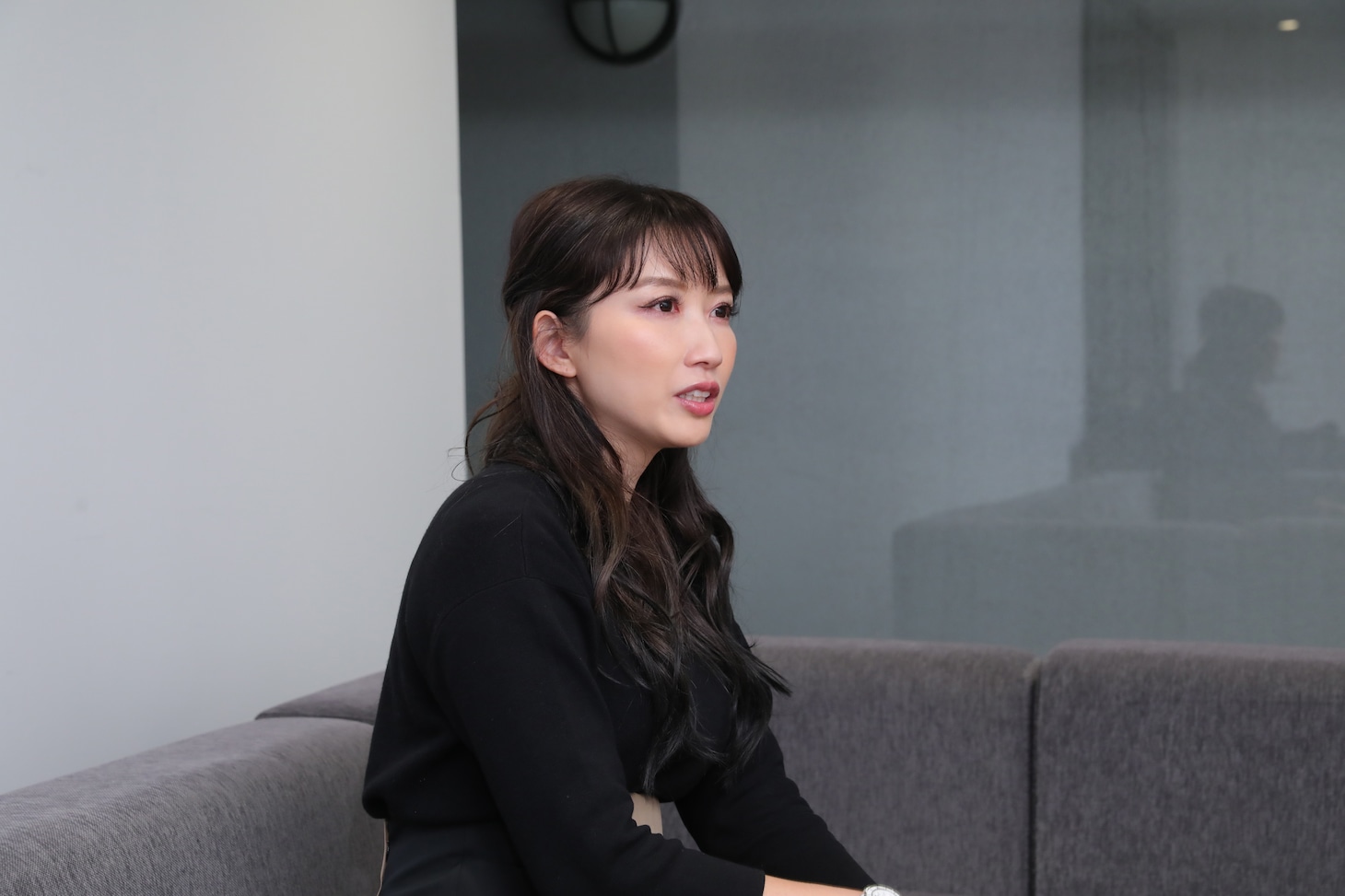 出羽香織氏