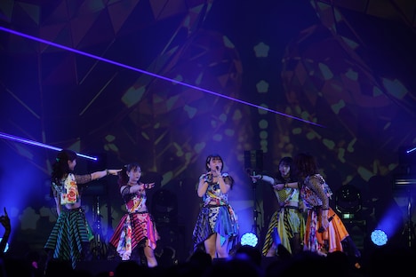 「アップアップガールズ（仮）FIVE SOUL FOREVER」の様子。（提供：YU-Mエンターテインメント）