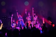 「アップアップガールズ（仮）FIVE SOUL FOREVER」の様子。（提供：YU-Mエンターテインメント）