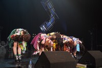 「アップアップガールズ（仮）FIVE SOUL FOREVER」の様子。（提供：YU-Mエンターテインメント）