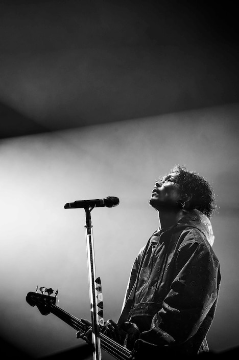 KENTA（Vo, B）（撮影：瀧本JON…行秀）