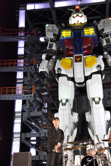 富野由悠季監督とガンダム。