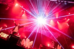 ファンキー加藤、42歳のバースデーライブでファンとの再会を約束「次も必ず生きて会おう！」