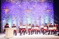 “俺的超プライベートニュース”を発表するJO1。 (c)LAPONE ENTERTAINMENT