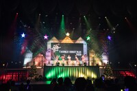 たこやきレインボー「たこ虹クリスマス2020」の様子。