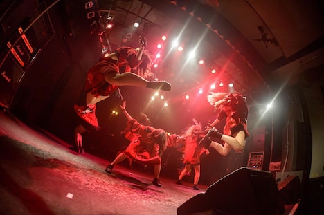 AIBECK 「Debut LIVE 1st Counter Attack」の様子。（撮影：ポテヤマムラ）