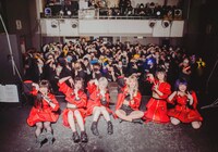 AIBECK 「Debut LIVE 1st Counter Attack」で撮影された記念写真。（撮影：ポテヤマムラ）