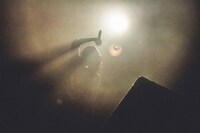 志磨遼平（Vo）（撮影：森好弘）