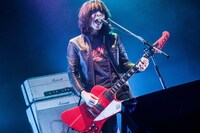 越川和磨（G / ex. 毛皮のマリーズ）（撮影：森好弘）