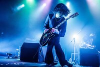 ケンゴマツモト（G / THE NOVEMBERS）（撮影：森好弘）