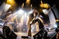 「12月20日のドレスコーズ」第2部の様子。（撮影：森好弘）