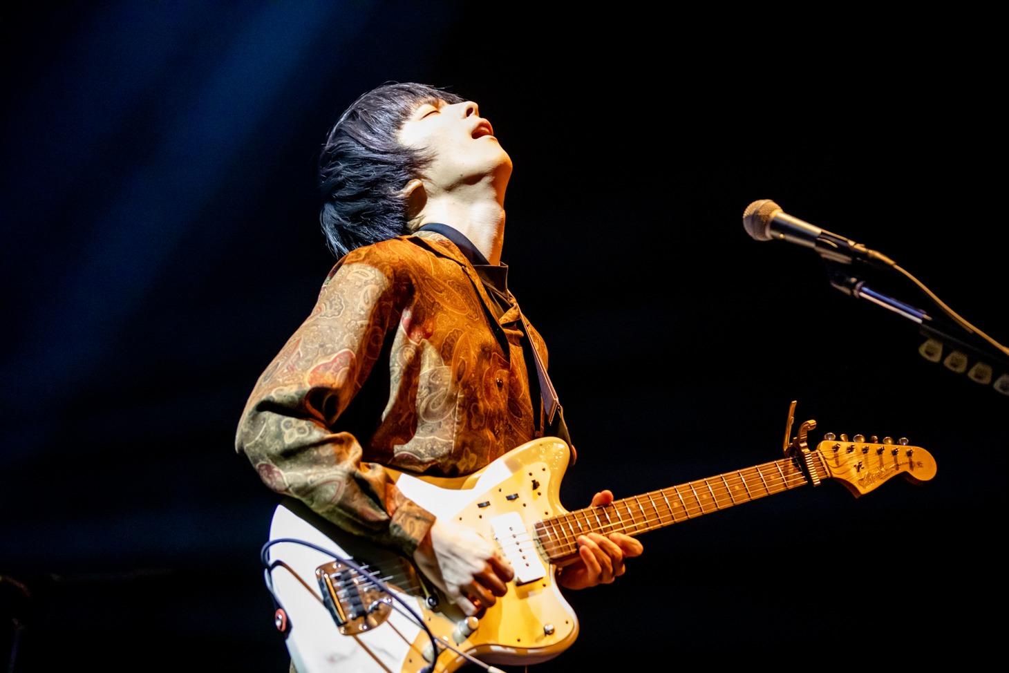 斎藤宏介（Vo, G）（Photo by Viola Kam［V'z Twinkle］）