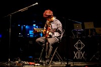 須藤優（B）（Photo by Viola Kam［V'z Twinkle］）