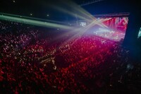 MY FIRST STORY「MY FIRST STORY ''V'' TOUR 2020 FINAL」東京ガーデンシアター公演第2部の様子。（Photo by Shingo Tamai）