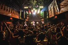 「Malcolm Mask McLaren ONE MAN LIVE Have a good day」の様子。（写真提供：エイジアプロモーション）