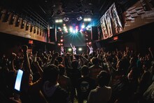 「Malcolm Mask McLaren ONE MAN LIVE Have a good day」の様子。（写真提供：エイジアプロモーション）